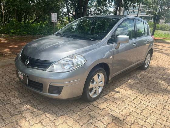 NISSAN TIIDA 1.8 S 16V FLEX 4P MANUAL